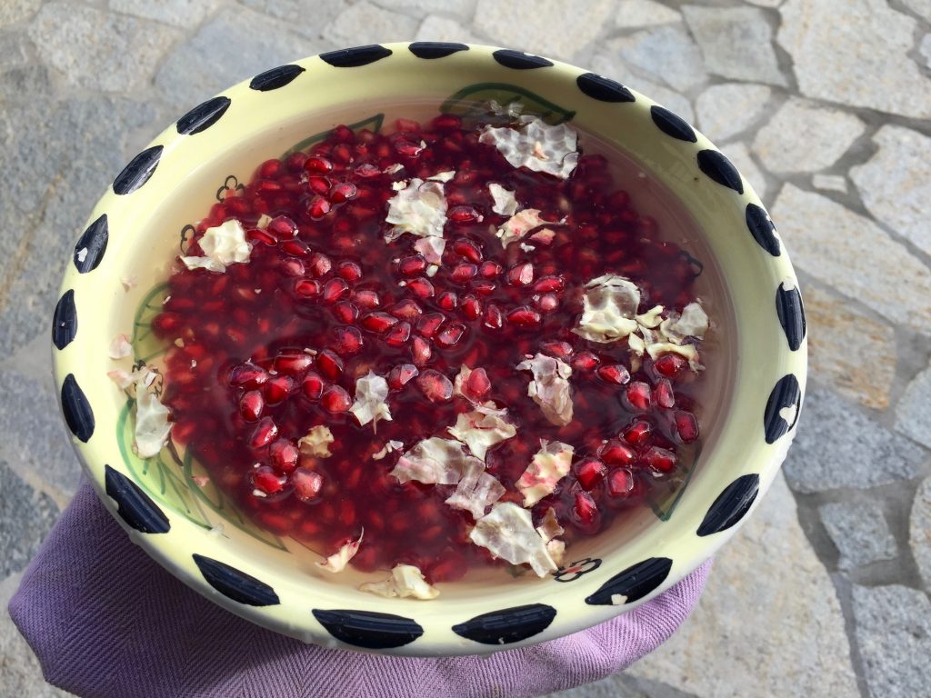 How To Deseed Pomegranates