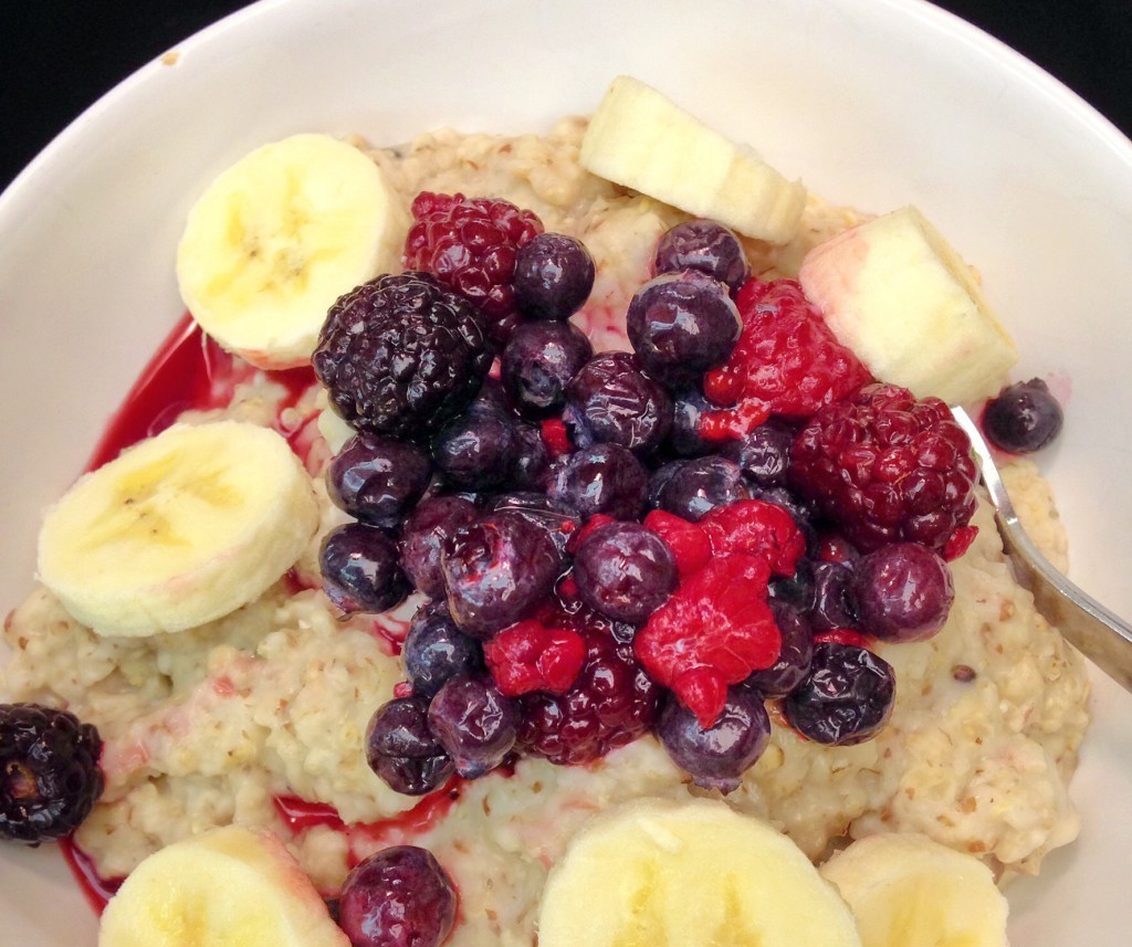 Guest Post: Flaxseed Berry Oatmeal